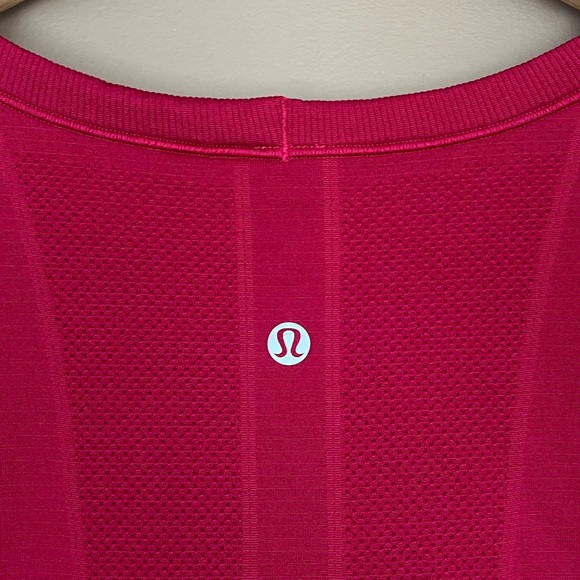 {Lululemon} Swiftly Tech Short Sleeve Breeze Relaxed Fit Tee - Womens 8 - Picture 4 of 6